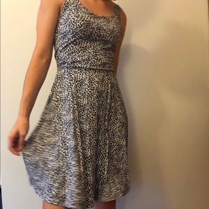 UNIQLO summery floral dress